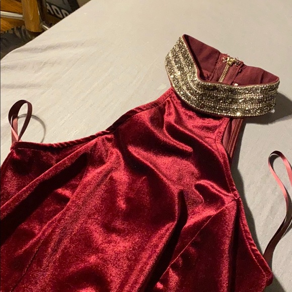 Velvet wine dress size xs , brand new - Picture 3 of 7